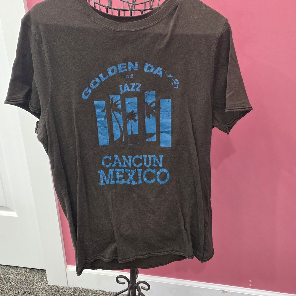 H&M Brown Tee with Blue Graphic